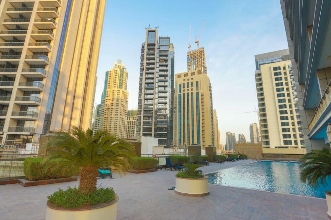Апартаменты Prime Retreats- Downtown Дубай Экстерьер фото